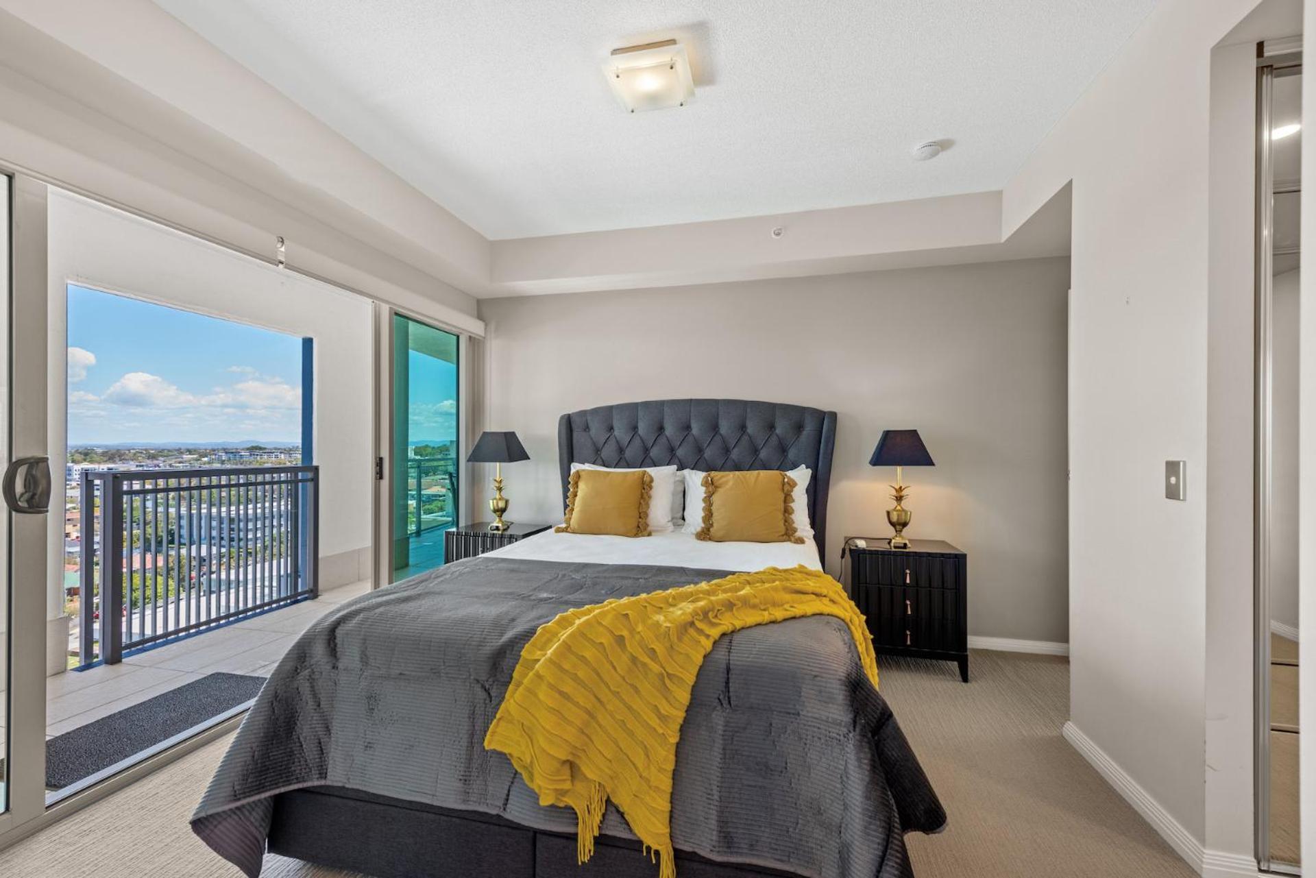 Proximity Waterfront Apartments เรดคลิฟฟ์ ภายนอก รูปภาพ